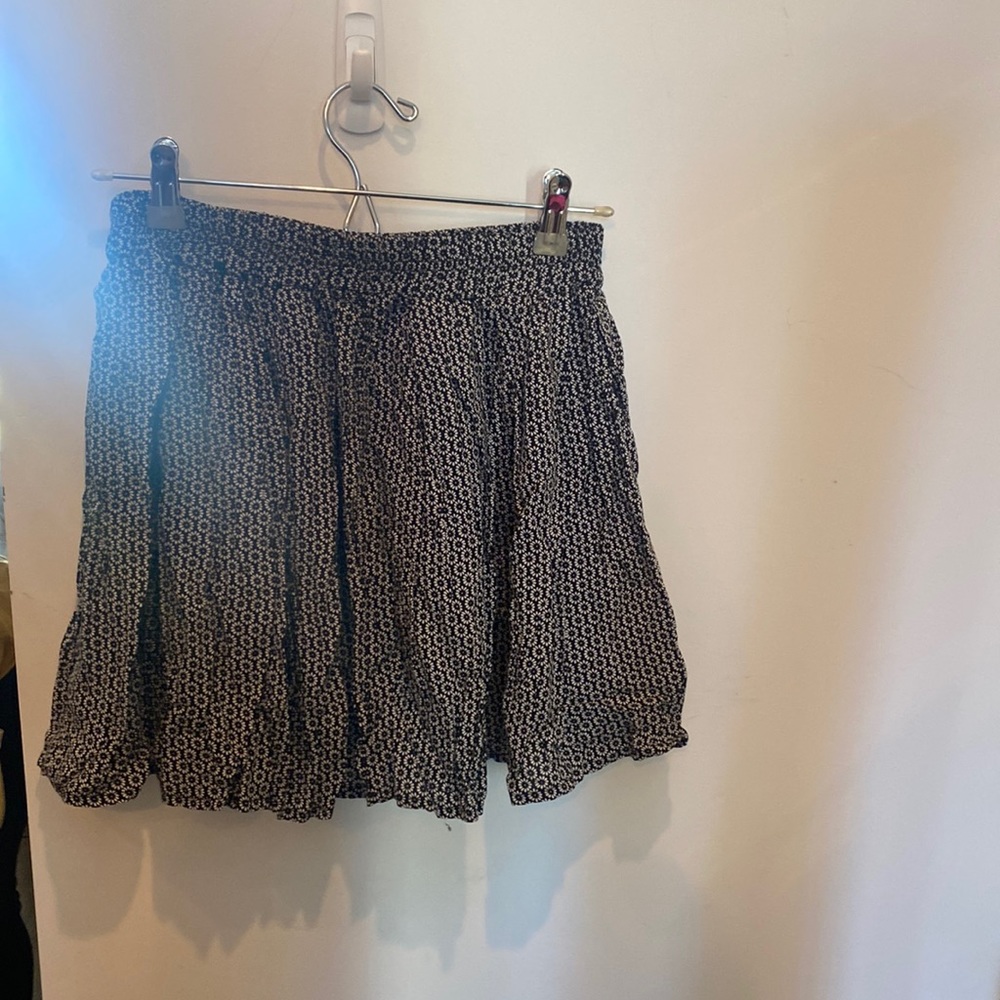 Brandy Melville flower print flowy skirt